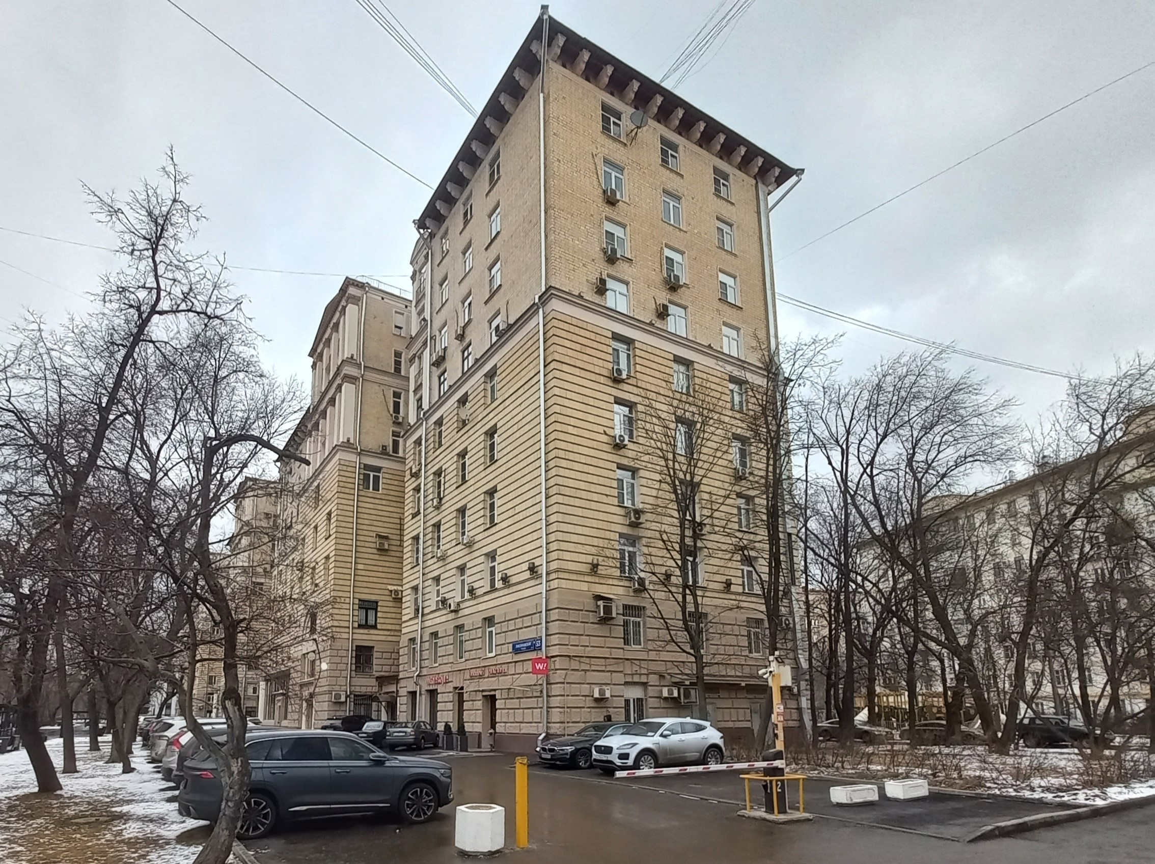 ГП16924857.Нежилое помещение.Общий фасад здания_4.jpg