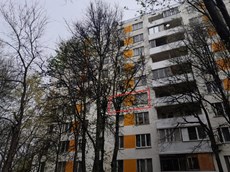 ГП16954924.Квартира.Фасад здания с выделенными окнами реализуемого объекта.jpg