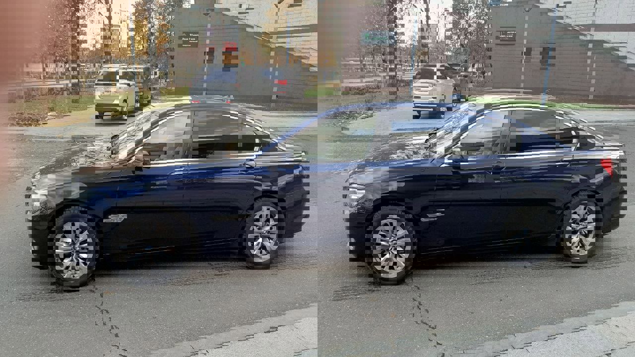 ГП16961514.Транспортное средство.Общий вид транспорта с левого бока (прямой ракурс).jpg