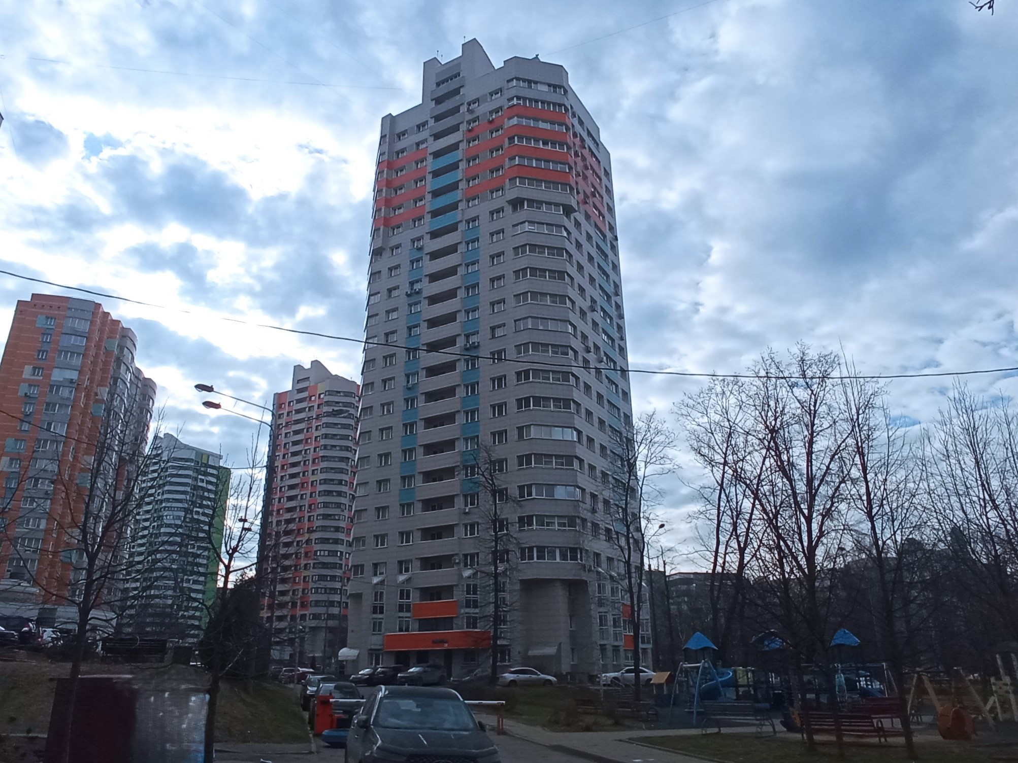 ГП16961278.Нежилое помещение.Общий фасад здания.jpg