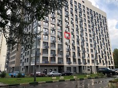 ГП16962526.Квартира.Фасад здания с выделенными окнами реализуемого объекта_2.jpg