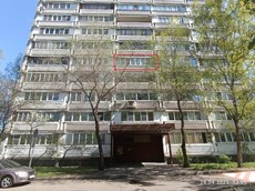 ГП16962337.Квартира.Фасад здания с выделенными окнами реализуемого объекта.jpg