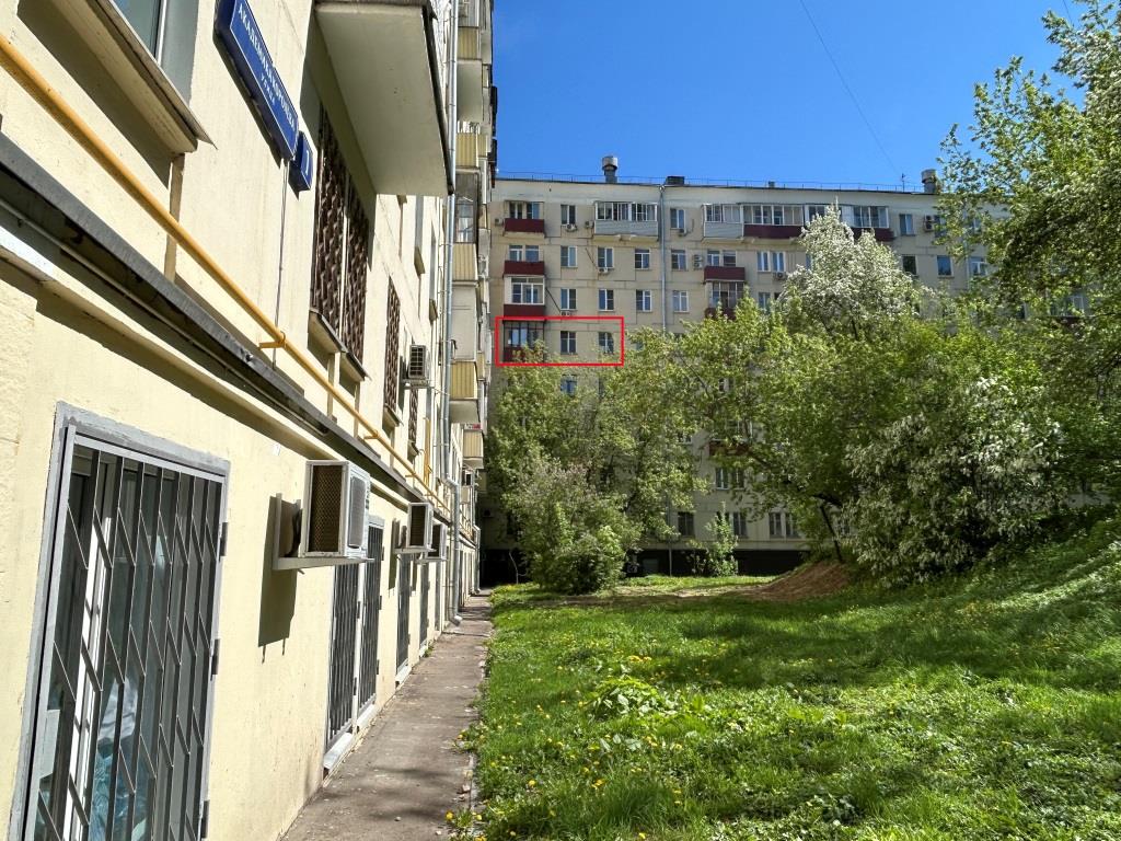 ГП16962340.Квартира.Фасад здания с выделенными окнами реализуемого объекта_2.jpg