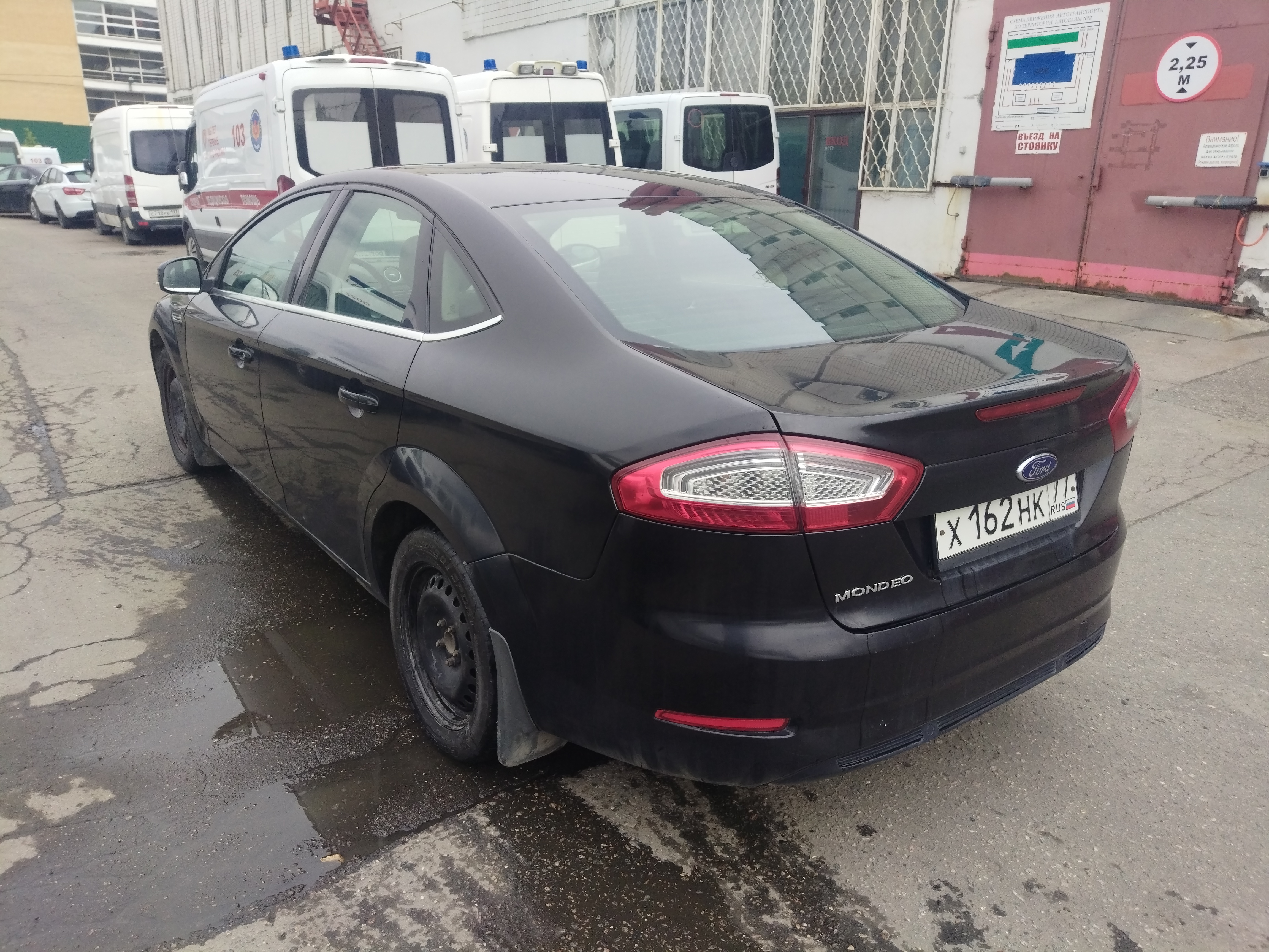ГП16962392.Транспортное средство.Общий вид транспорта с правого бока (угловой ракурс сзади).jpg