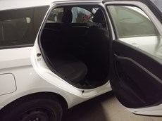 ГП16960354.Транспортное средство.Вид салона с правой стороны пассажирского ряда.jpg