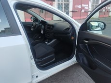 ГП16962452.Транспортное средство.Вид салона со стороны пассажира переднего ряда.jpg