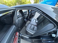 ГП16960206.Транспортное средство.Вид салона с левой стороны пассажирского ряда.jpeg