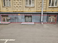 ГП16961436.Нежилое помещение.Фасад здания с выделенными окнами реализуемого объекта_2.jpg