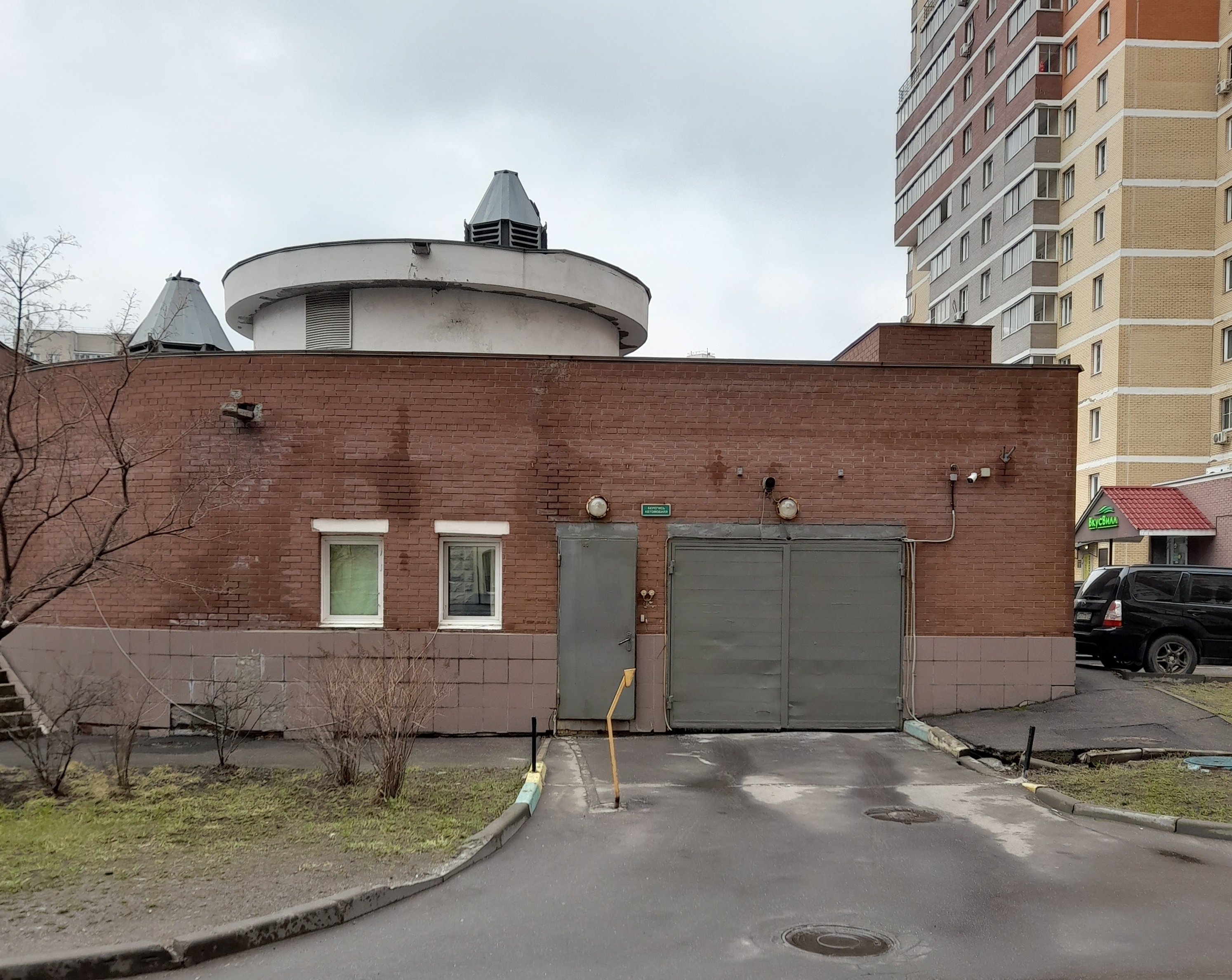 ГП16936278.Машино-место.Общий фасад здания_3.jpg