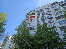 ГП16962687.Здание.Фасад здания с выделенными окнами реализуемого объекта.jpg
