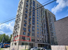 ГП16955940.Квартира.Фасад здания с выделенными окнами реализуемого объекта.jpg