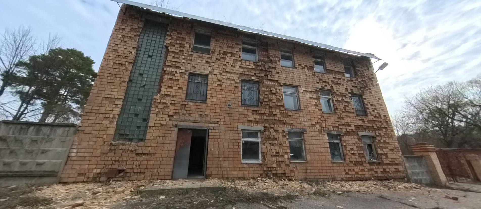 ГП16963512.Здание.Общий фасад здания.jpg