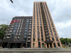 ГП16963522.Квартира.Фасад здания с выделенными окнами реализуемого объекта_2.jpg