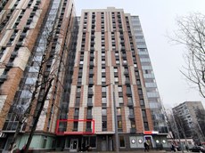 ГП16962494.Квартира.Фасад здания с выделенными окнами реализуемого объекта.jpg