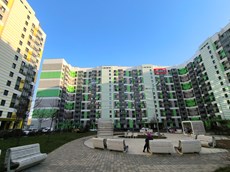 ГП16962604.Квартира.Фасад здания с выделенными окнами реализуемого объекта.jpg