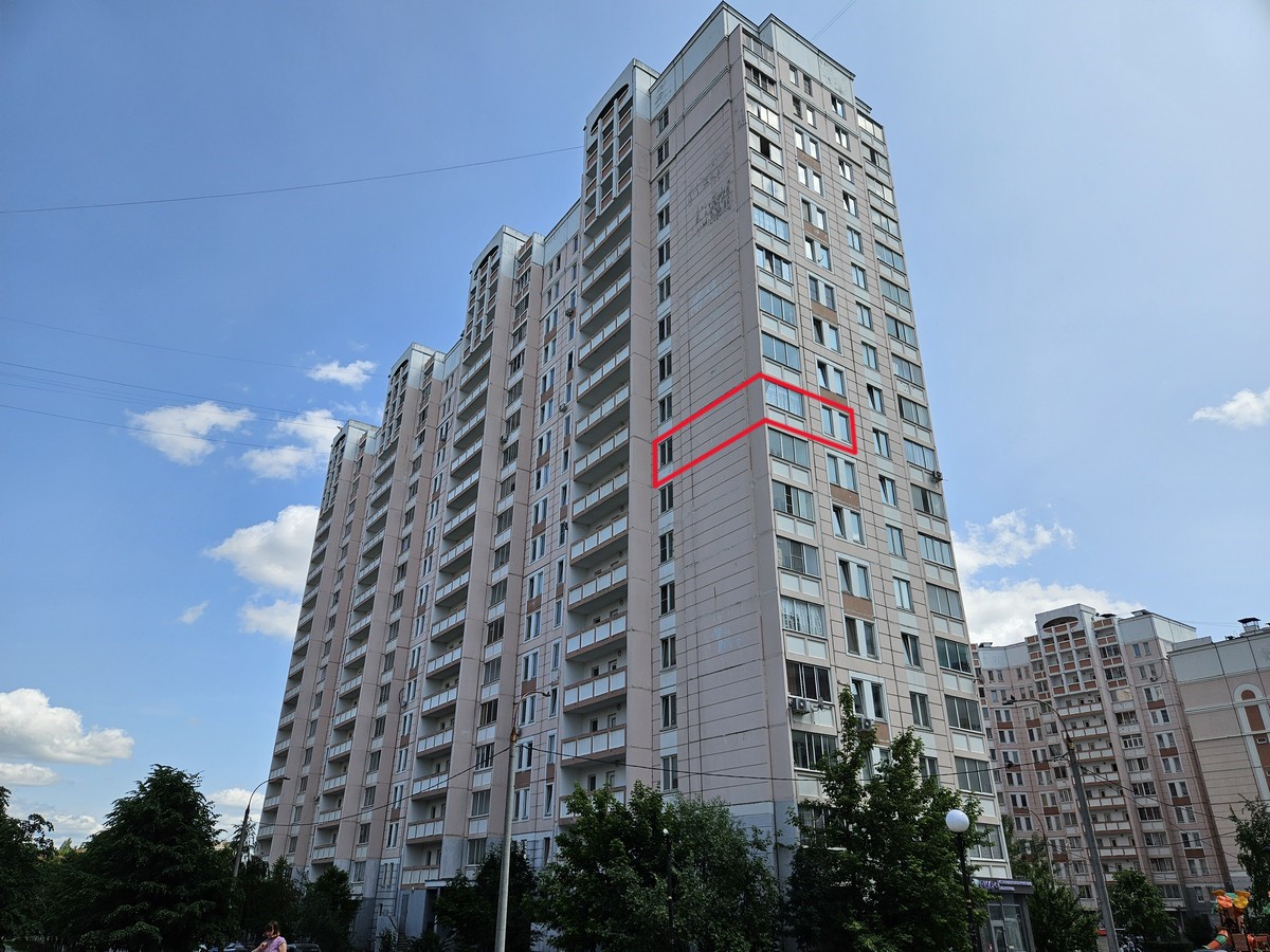 ГП16962150.Квартира.Фасад здания с выделенными окнами реализуемого объекта.jpg