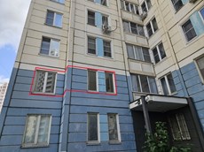 ГП16962148.Квартира.Фасад здания с выделенными окнами реализуемого объекта.jpg
