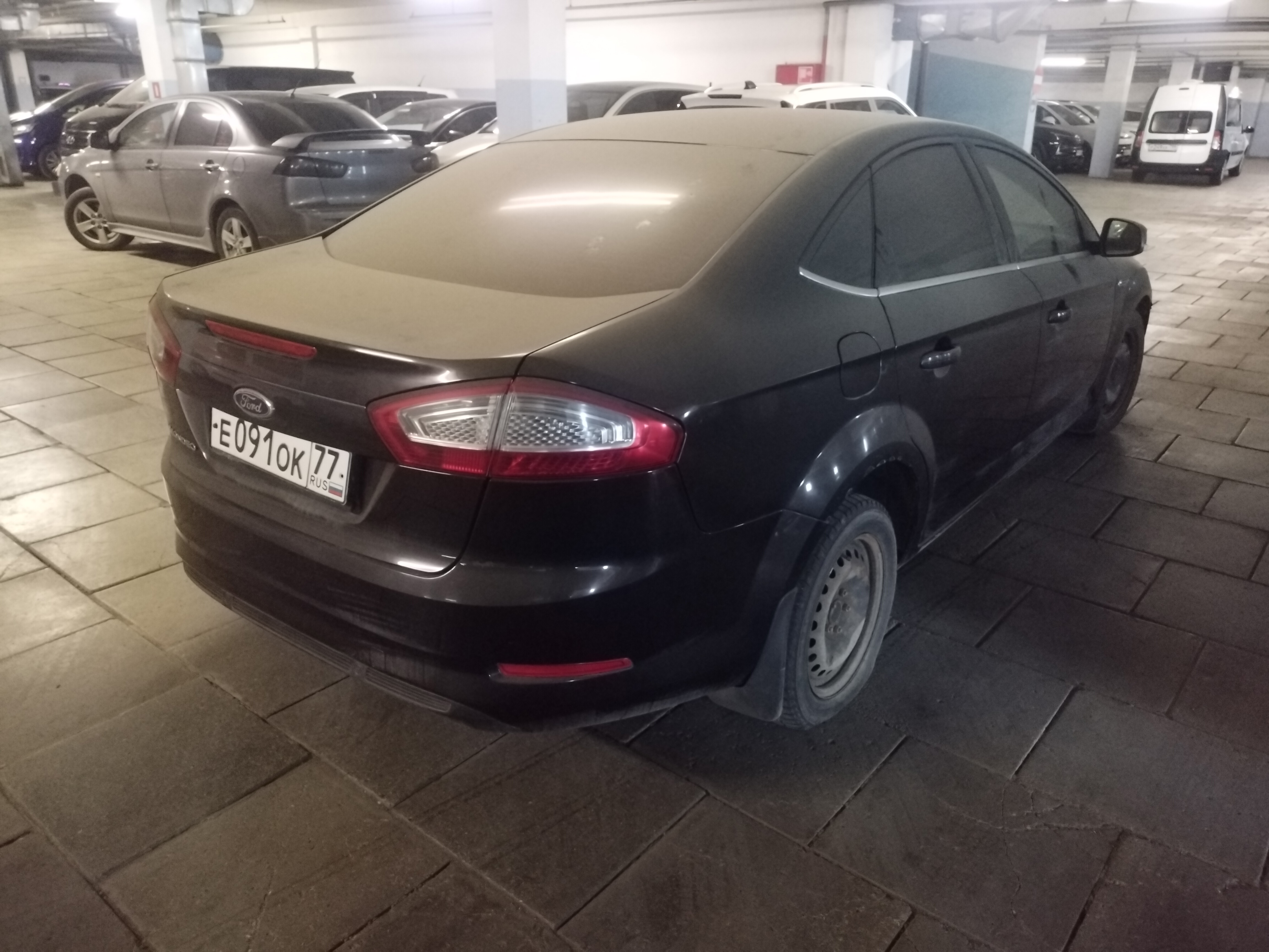 ГП16964105.Транспортное средство.Общий вид транспорта с правого бока (угловой ракурс сзади).jpg