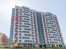 ГП16911375.Квартира.Фасад здания с выделенными окнами реализуемого объекта.jpg