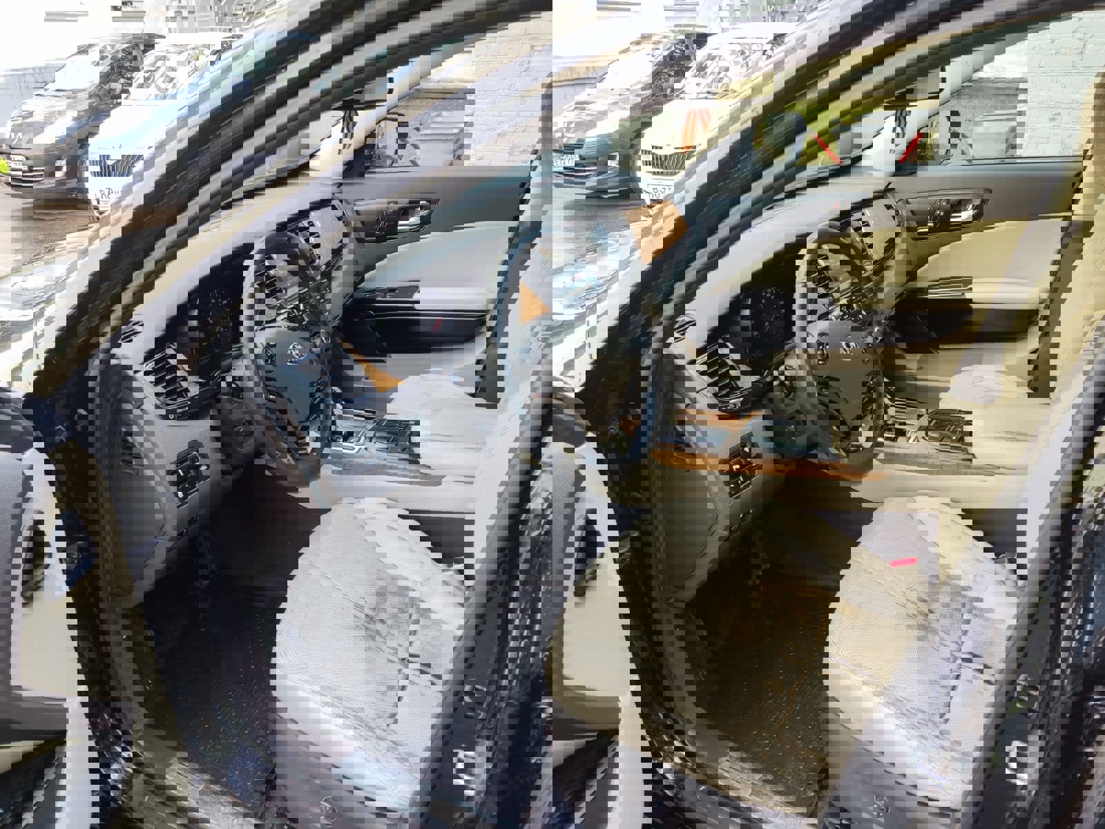 ГП16963382.Транспортное средство.Вид салона со стороны водителя.jpeg