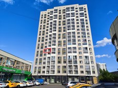 ГП16964486.Квартира.Фасад здания с выделенными окнами реализуемого объекта.jpg