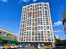 ГП16964489.Квартира.Фасад здания с выделенными окнами реализуемого объекта.jpg