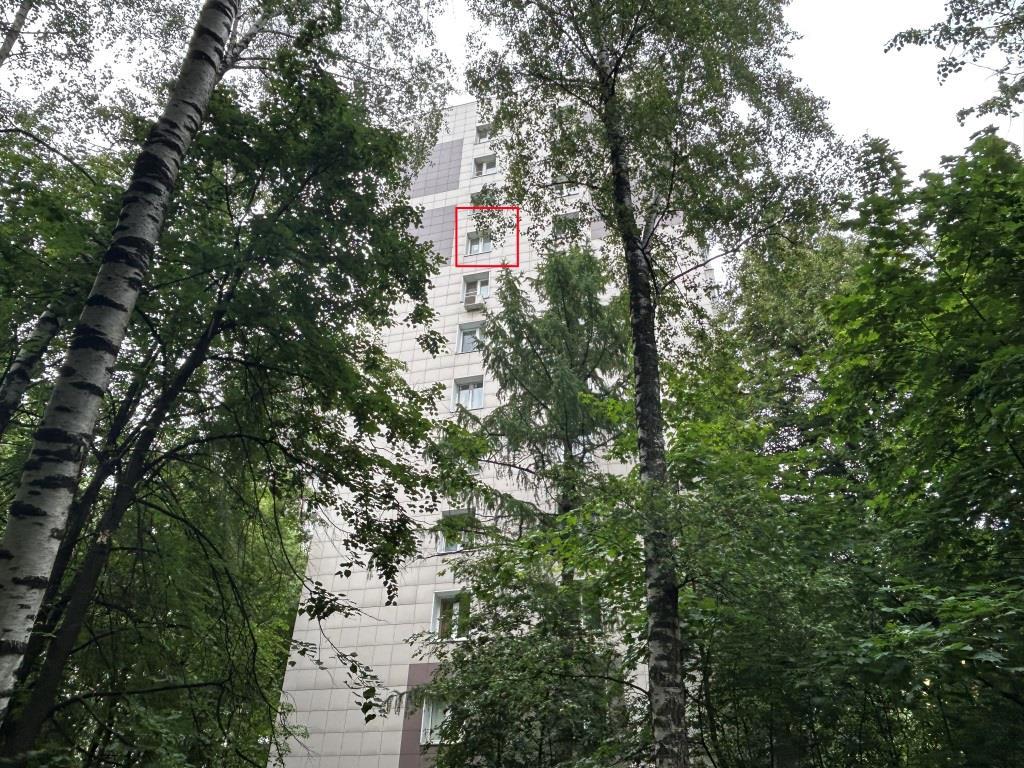 ГП16964114.Квартира.Фасад здания с выделенными окнами реализуемого объекта.jpg