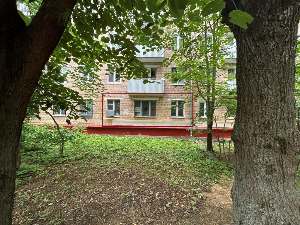 ГП16964242.Квартира.Фасад здания с выделенными окнами реализуемого объекта.jpg