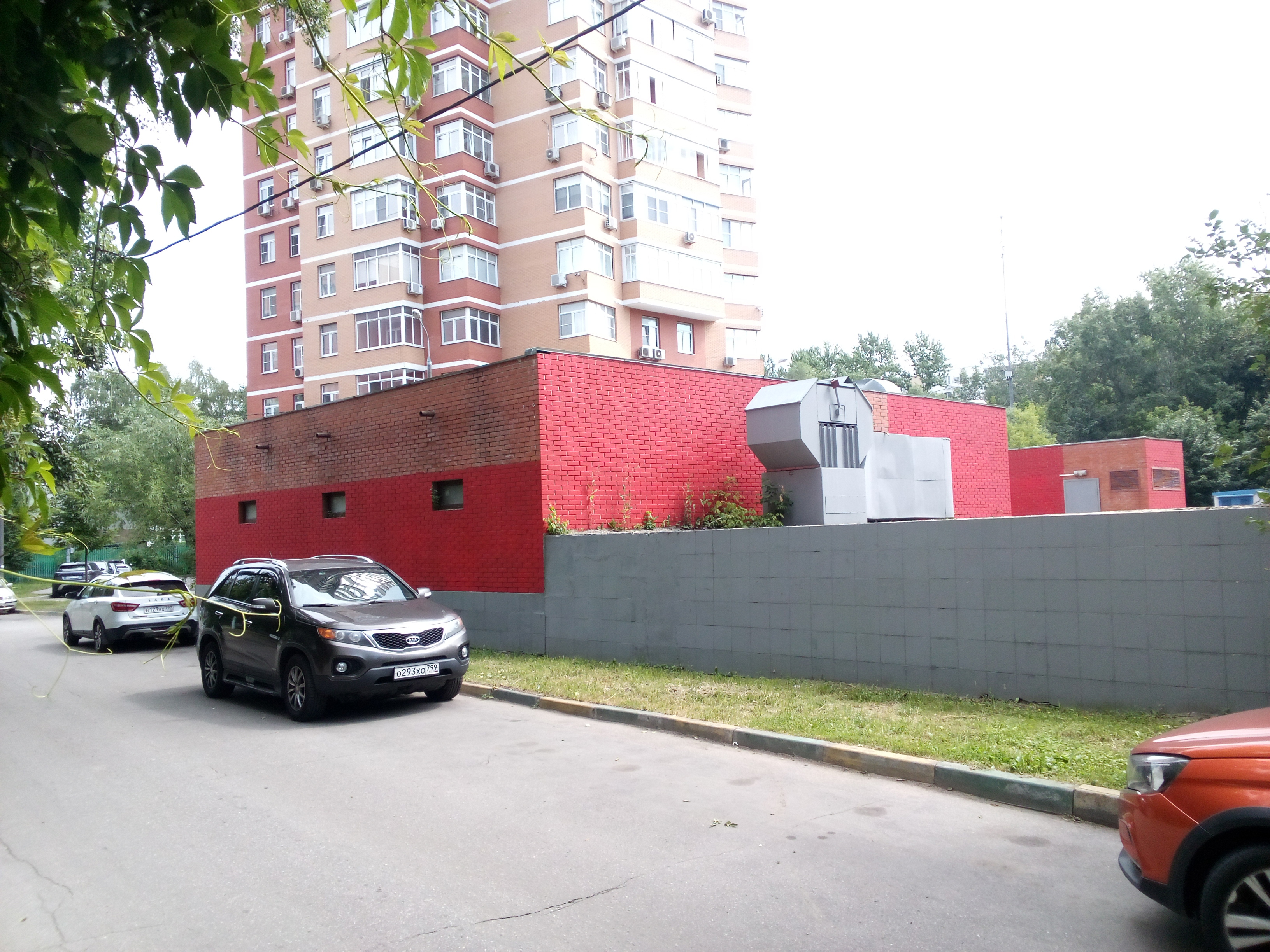 ГП16943336.Машино-место.Общий фасад здания_4.jpg