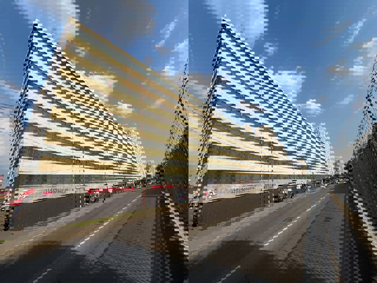 ГП16938144.Машино-место.Общий фасад здания_4.jpg