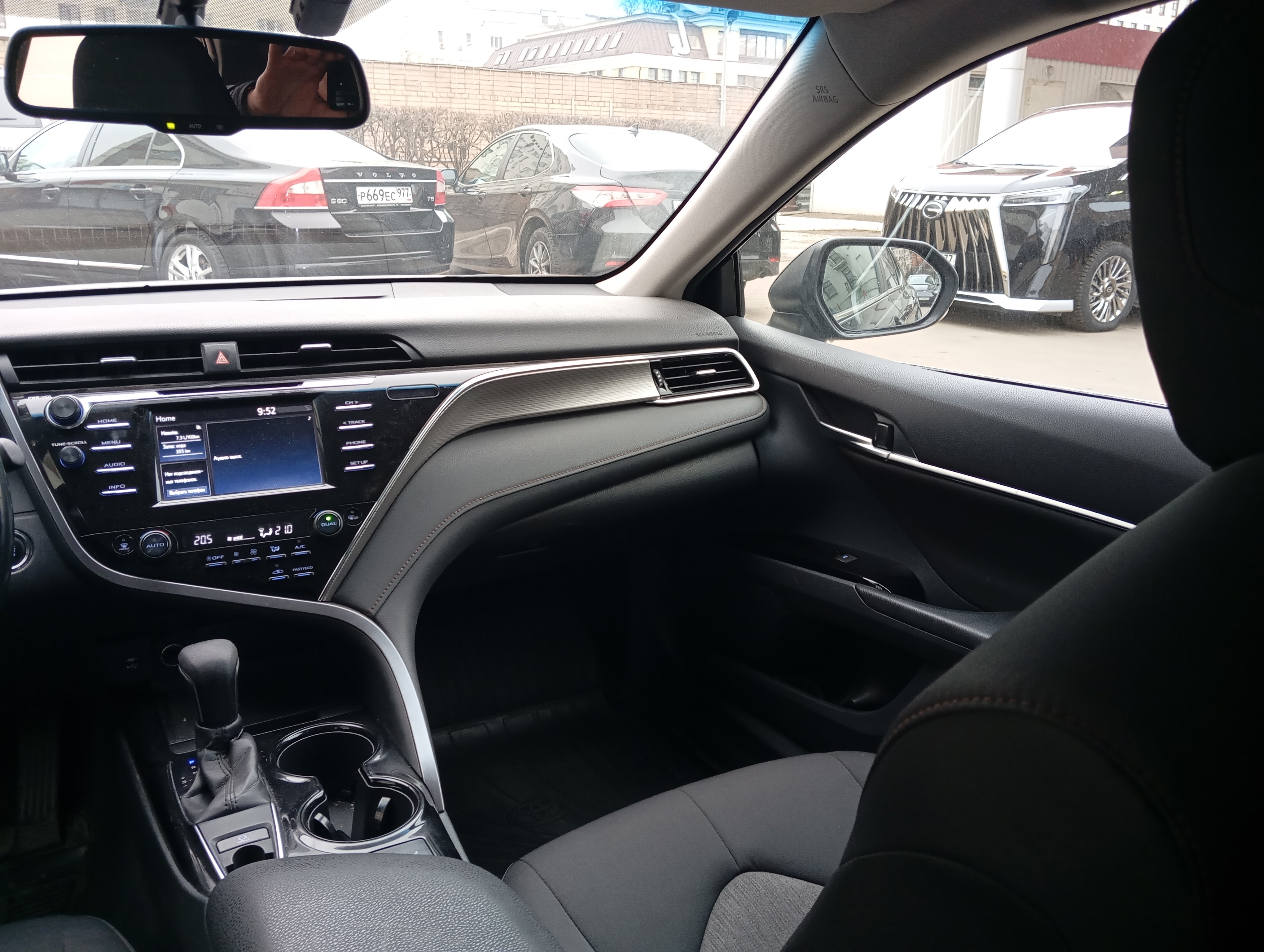 ГП16960723.Транспортное средство.Вид салона с правой стороны пассажирского ряда.jpg