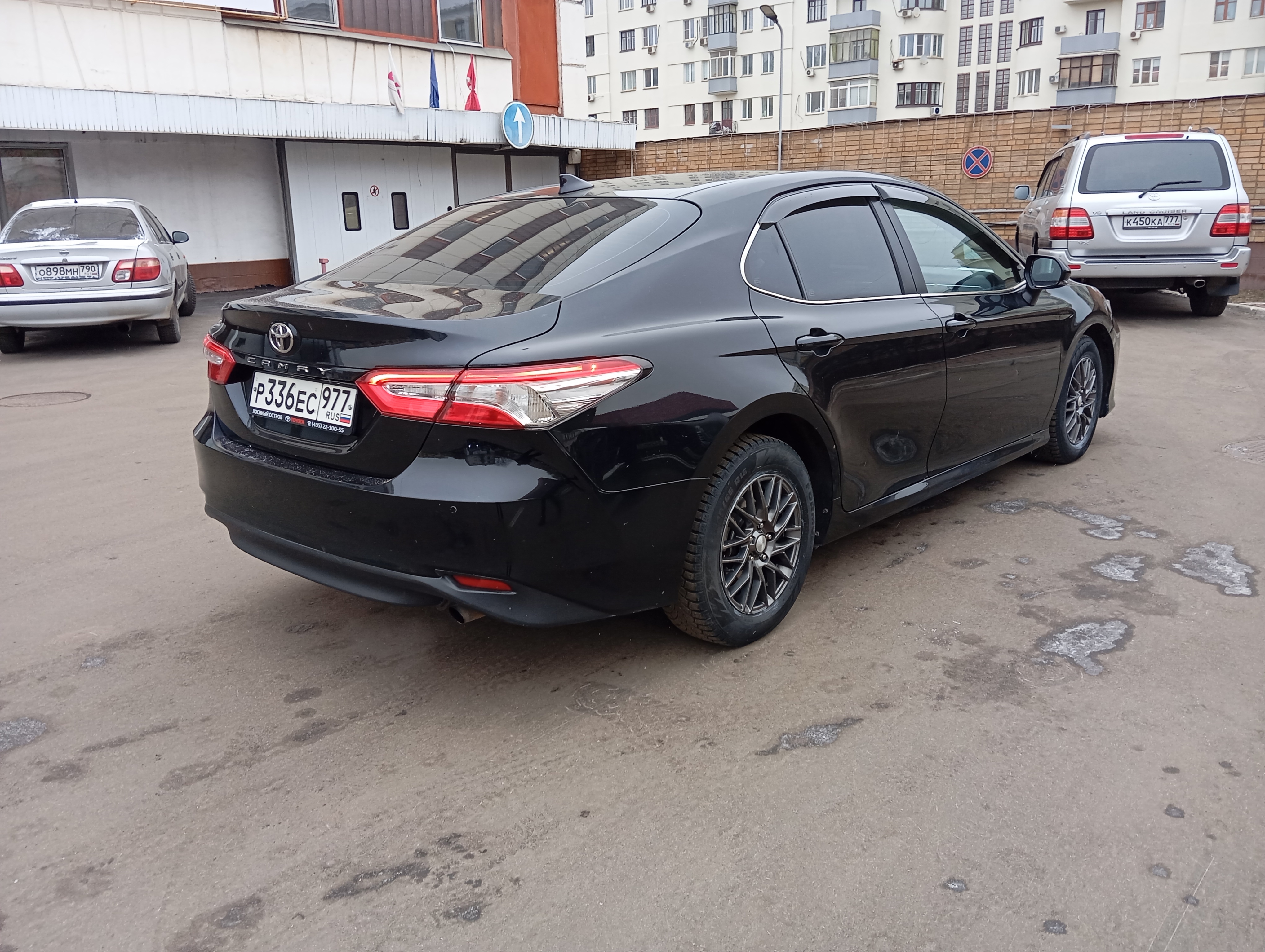 ГП16960691.Транспортное средство.Общий вид транспорта с правого бока (угловой ракурс сзади).jpg