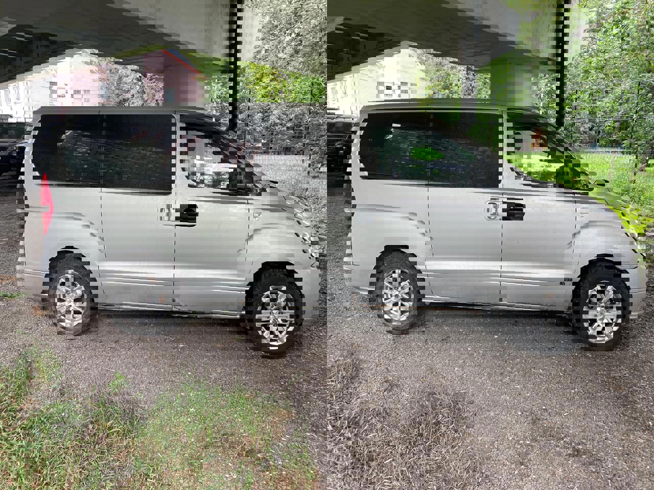 ГП16967424.Транспортное средство.Общий вид транспорта с правого бока (прямой ракурс).jpg