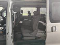 ГП16967424.Транспортное средство.Вид салона с левой стороны пассажирского ряда.jpg