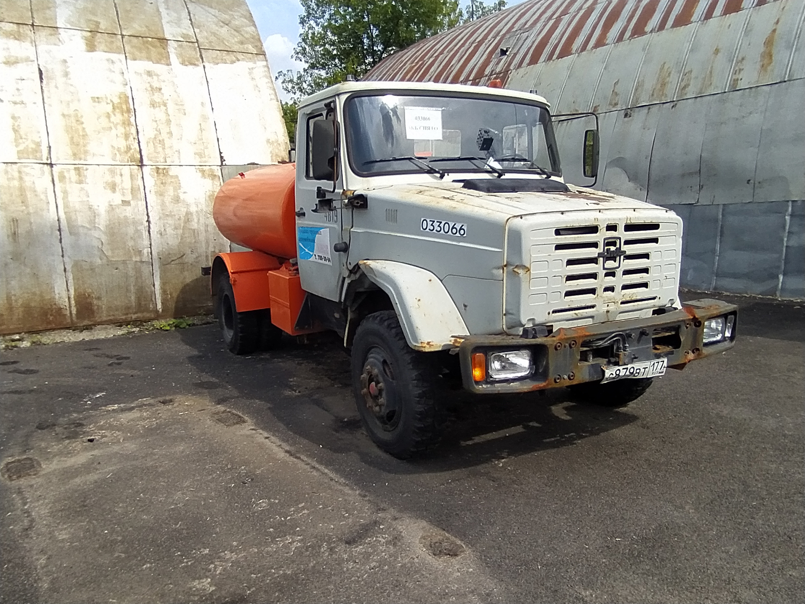 ГП16967729.Транспортное средство.Общий вид транспорта с правого бока (угловой ракурс спереди).jpg