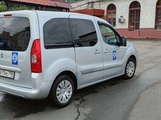 ГП16967732.Транспортное средство.Общий вид транспорта с правого бока (угловой ракурс сзади).jpg