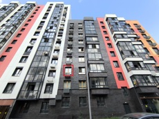 ГП16967746.Квартира.Фасад здания с выделенными окнами реализуемого объекта.jpg