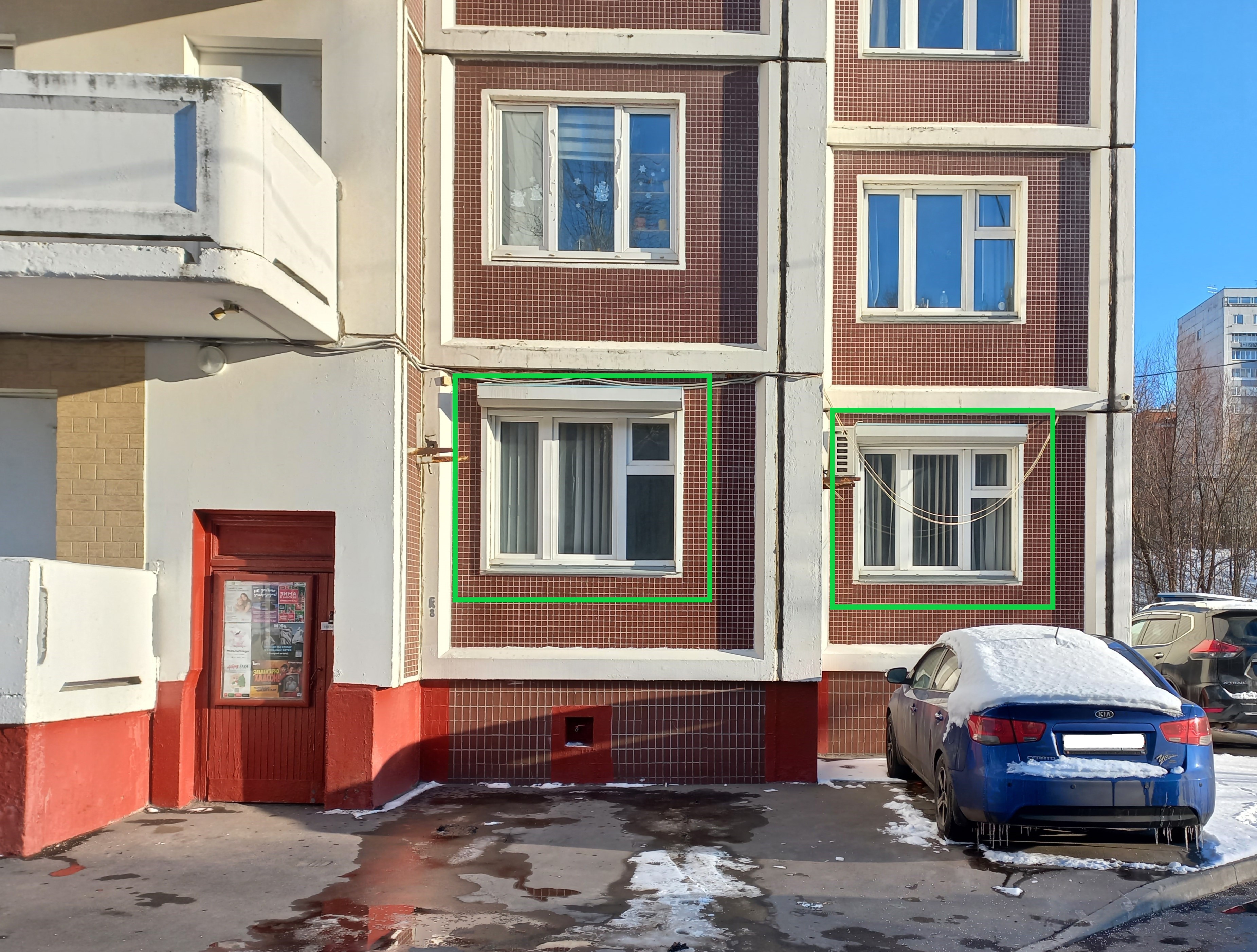 ГП16960475.Нежилое помещение.Фасад здания с выделенными окнами реализуемого объекта_4.jpg