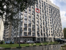 ГП16968695.Квартира.Фасад здания с выделенными окнами реализуемого объекта_2.jpg