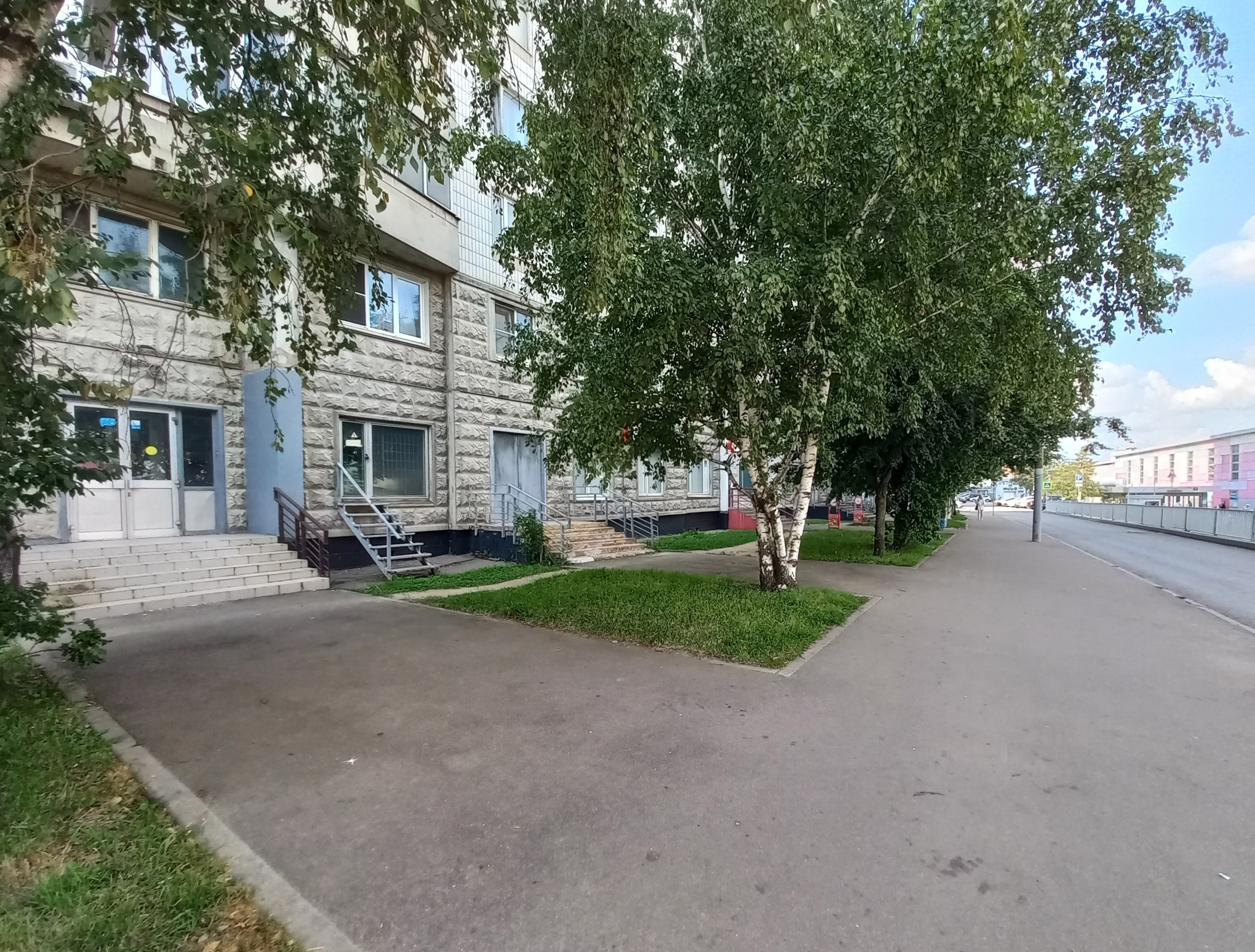 ГП16964494.Нежилое помещение.Входная группа объекта.jpg