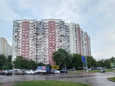 ГП16940563.Нежилое помещение.Фасад здания с выделенными окнами реализуемого объекта_3.jpg