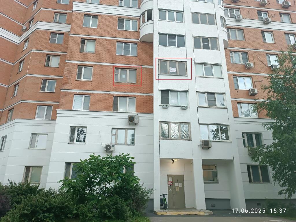 ГП16964101.Квартира.Фасад здания с выделенными окнами реализуемого объекта.jpg