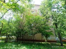ГП16964112.Квартира.Фасад здания с выделенными окнами реализуемого объекта.jpg