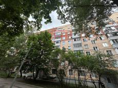 ГП16964107.Квартира.Фасад здания с выделенными окнами реализуемого объекта.jpg