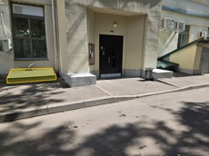 ГП16916603.Нежилое помещение.Фасад здания с выделенными окнами реализуемого объекта_3.jpg