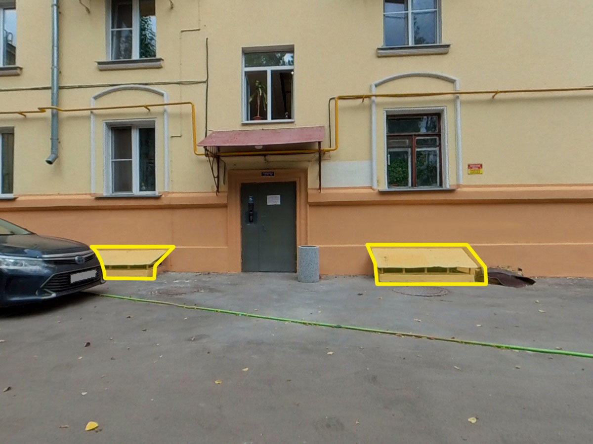 ГП16896236.Нежилое помещение.Фасад здания с выделенными окнами реализуемого объекта.jpg