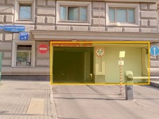 ГП16935432.Машино-место.Фасад здания с выделенными окнами реализуемого объекта_2.jpg