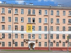 ГП16963833.Квартира.Фасад здания с выделенными окнами реализуемого объекта.jpg