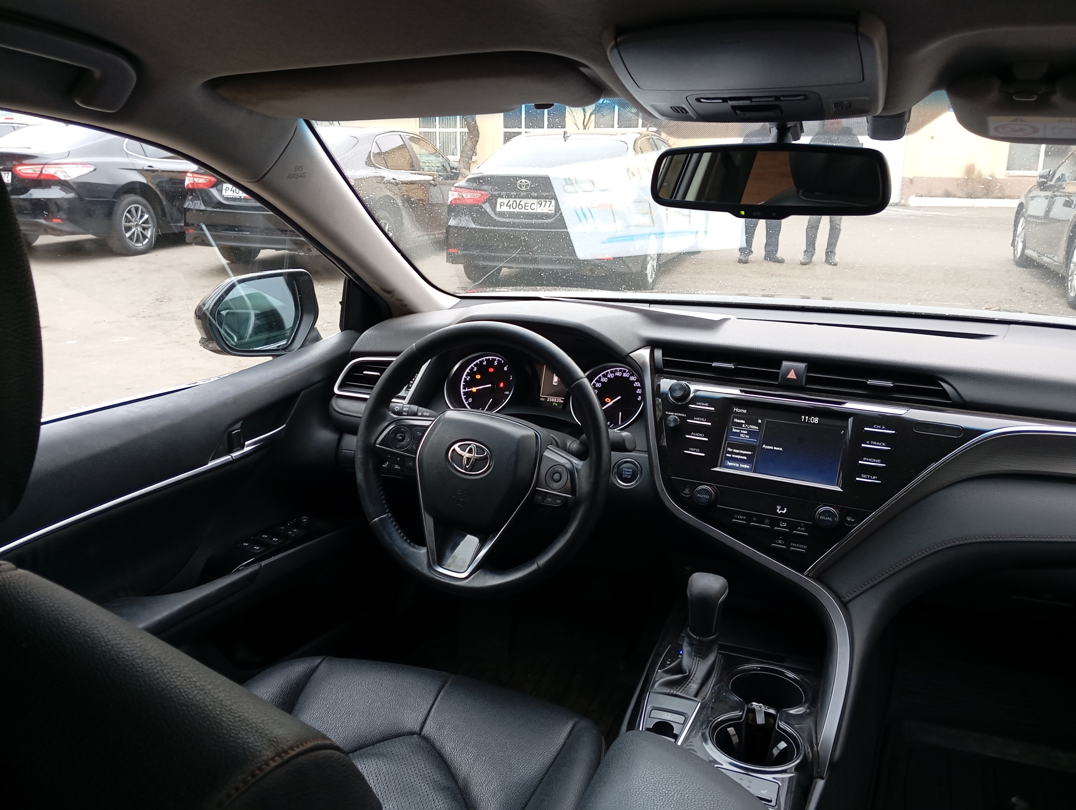 ГП16960680.Транспортное средство.Вид салона с левой стороны пассажирского ряда.jpg