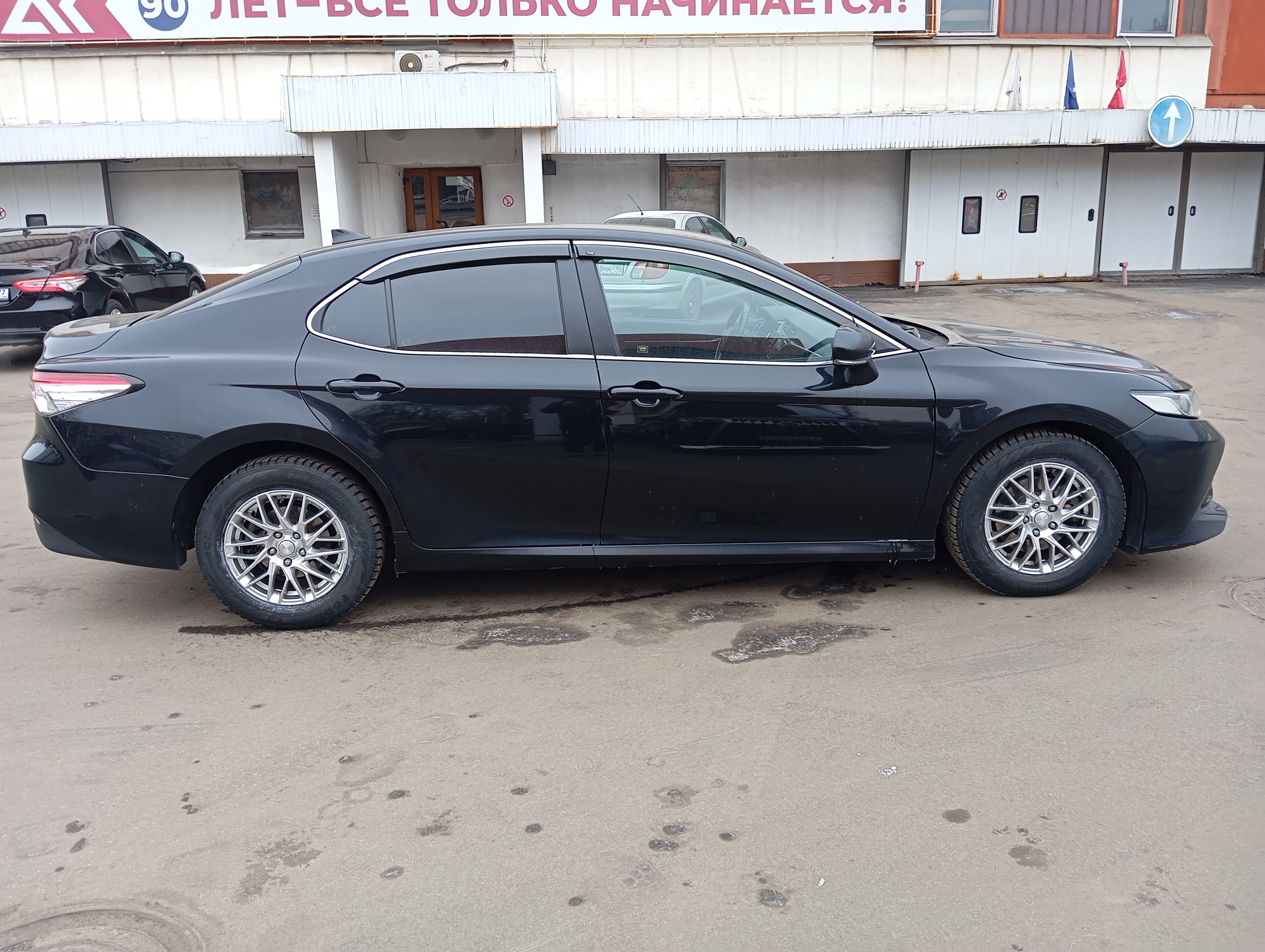 ГП16944697.Транспортное средство.Общий вид транспорта с правого бока (прямой ракурс).jpg